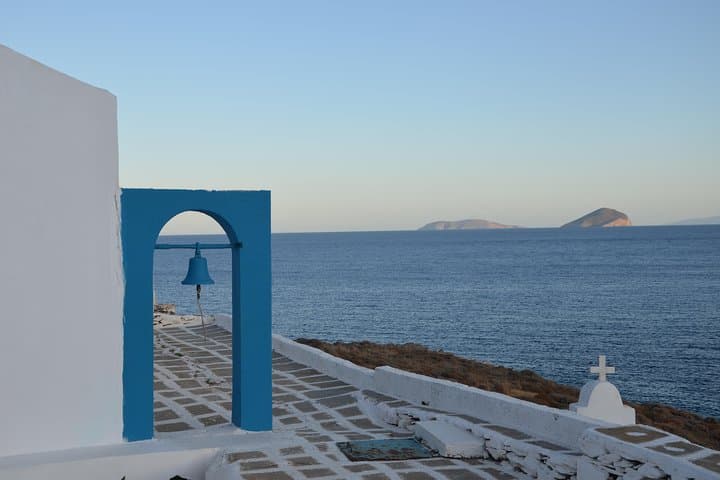 Luxury cruise in Greece to the CYCLADES by sailboat with CHEF 4