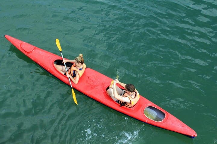 Halong Bay Day Tour: 4 hour cruising, caving, kayaking & lunch 5