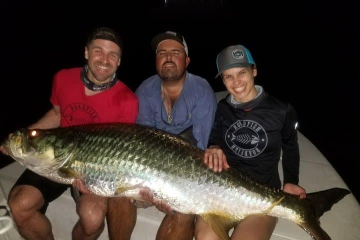 Emocionante Pesca de Tarpon y Snook con Equipo Ligero en San Juan, PR - Photo 3