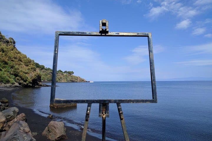 Vulcano & Lipari southwest - private tour 4