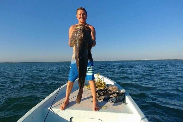 Private Charter -Inner Reef Trolling/Spin Casting + Island Stop 3