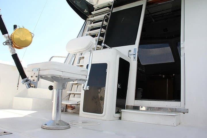 Punta Cana Private Fishing Charter on 39 Foot Boat with Bevarages 5