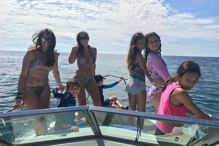 Sport fishing and round trip transportacion from airbnb,hotel or cruise port  3