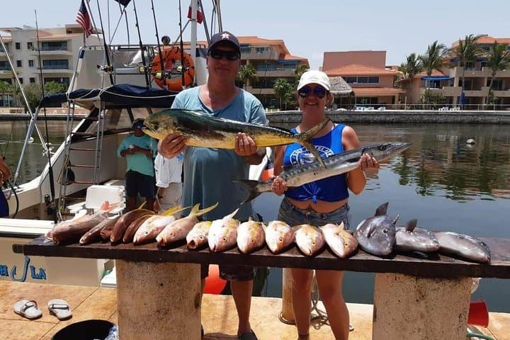 Private Fishing Tour in Yacht Playa del Carmen 3
