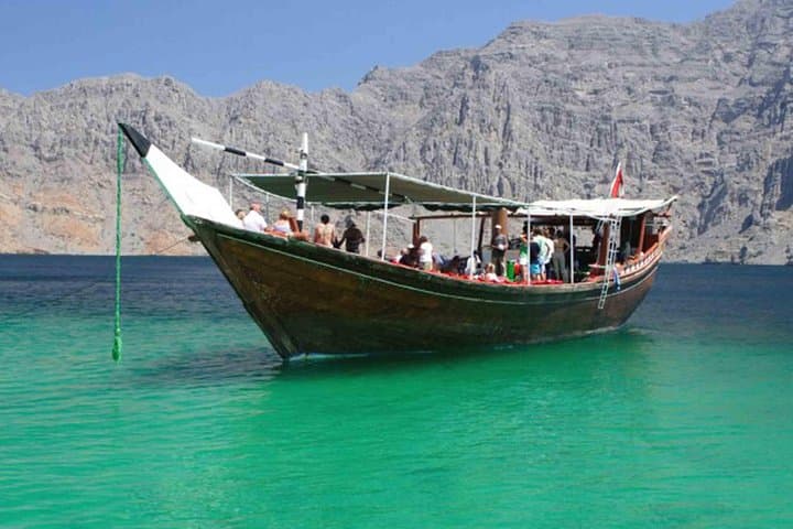 Full Day Musandam Dibba Cruise with Lunch from Dubai 4