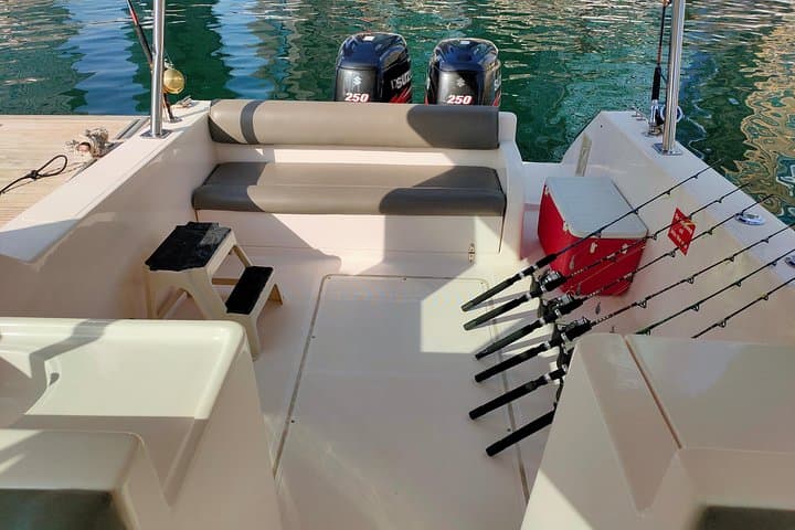 Nanje Fishing Trips Dubai 4