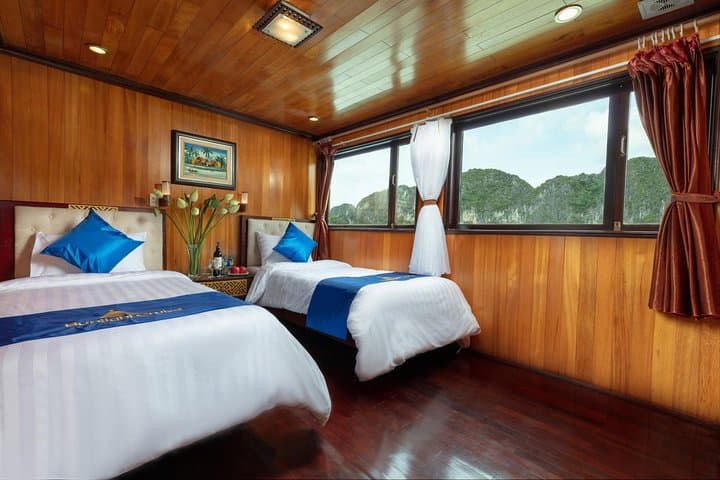 Halong bay boutique cruise 2 days trip: Kayaking, swimming & caving tours 3