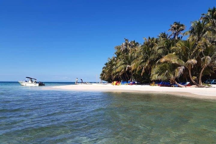 Full-Day Fishing Adventure at Belize 4