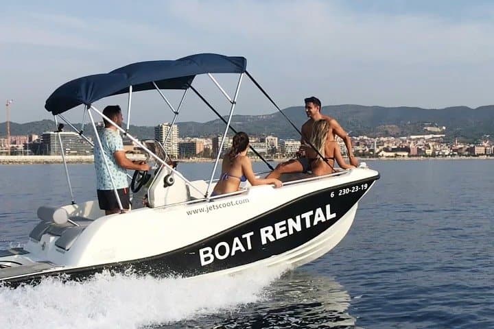 Rent a Boat without license in Barcelona 3