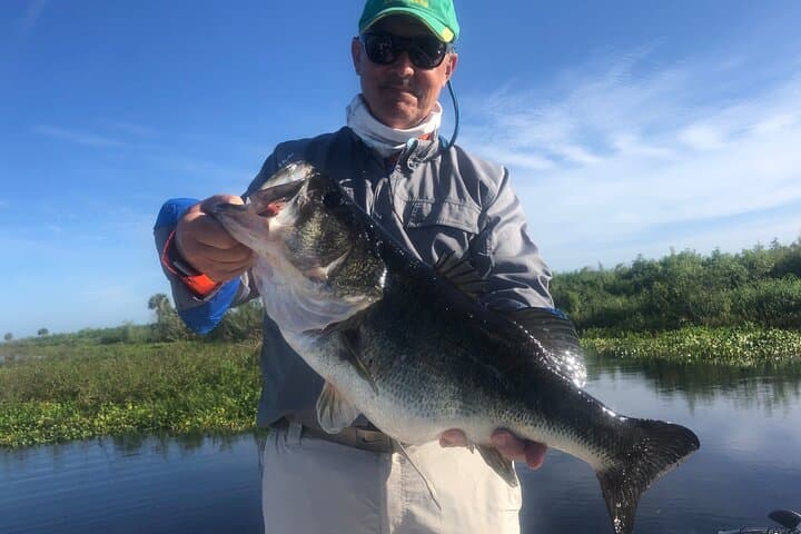 Private Bass Fishing Charter Near Disney World 5