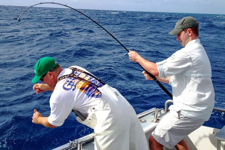 Deep Sea Fishing Boat Tour in Bentota 2