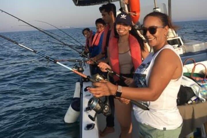 Private Regular Fishing Trip in Dubai 4