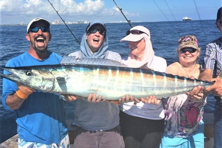 Private 4-Hour Big Game Deep Sea Fishing Charter in Fort Lauderdale 4