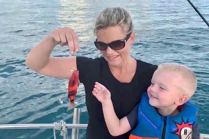 Private Fishing Charter for Family and Friends in Honolulu 2