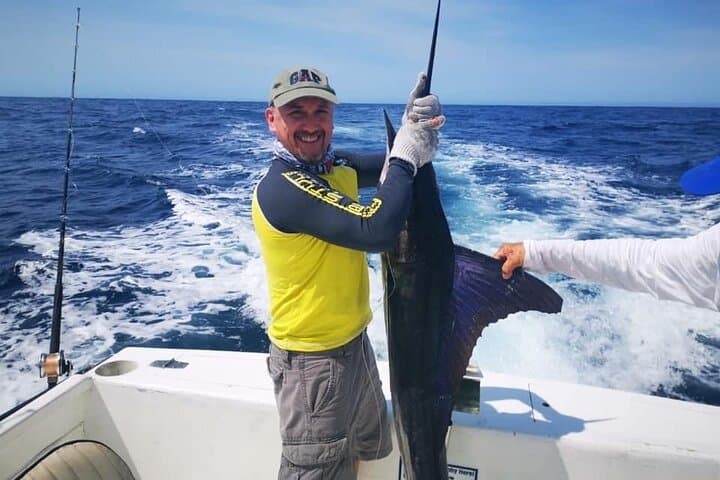 Private Half-day Deep Sea Fishing Charter in Cabo San Lucas 3