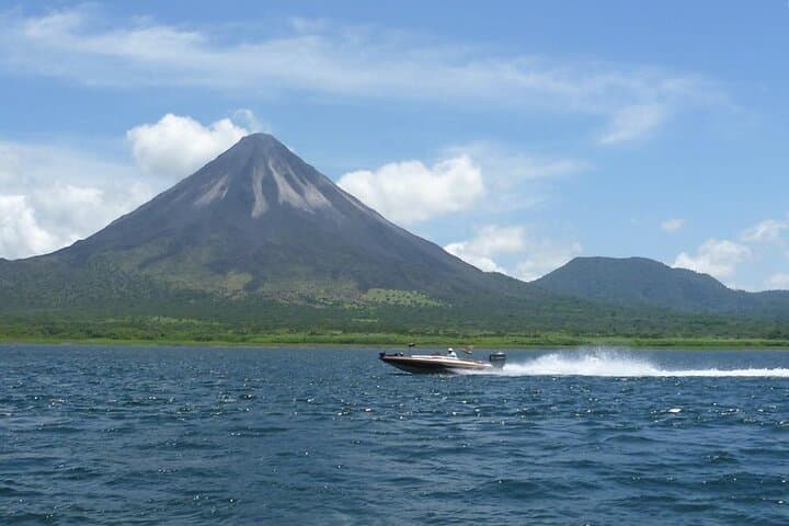 Lake Arenal Sport Fishing Incl. Boxlunch 2