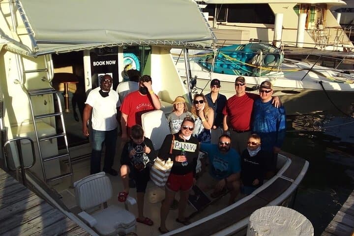 Private 6 Hour Fishing Charter in Nassau 4