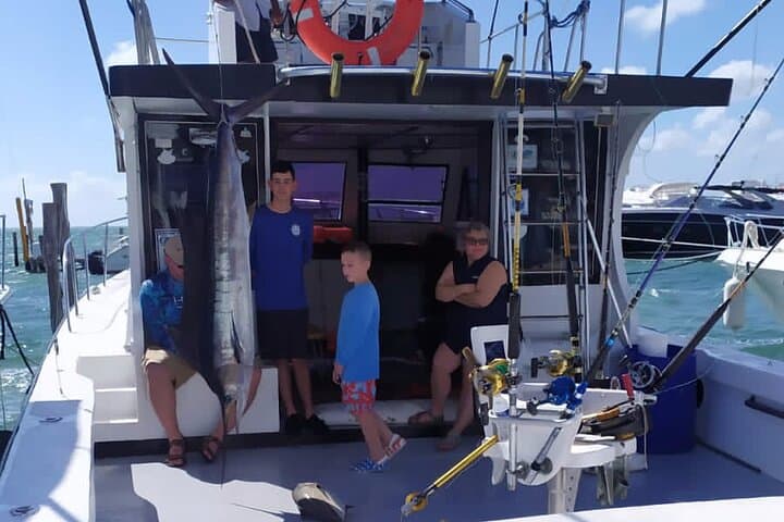 Private fishing charter Boat 48ft 12 pax Good Marlin and Sailfish 3