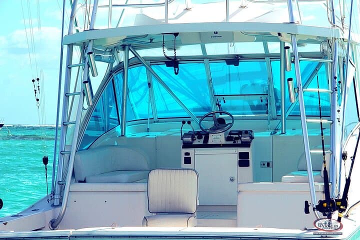 Private Fishing Charters СANA 32' 5
