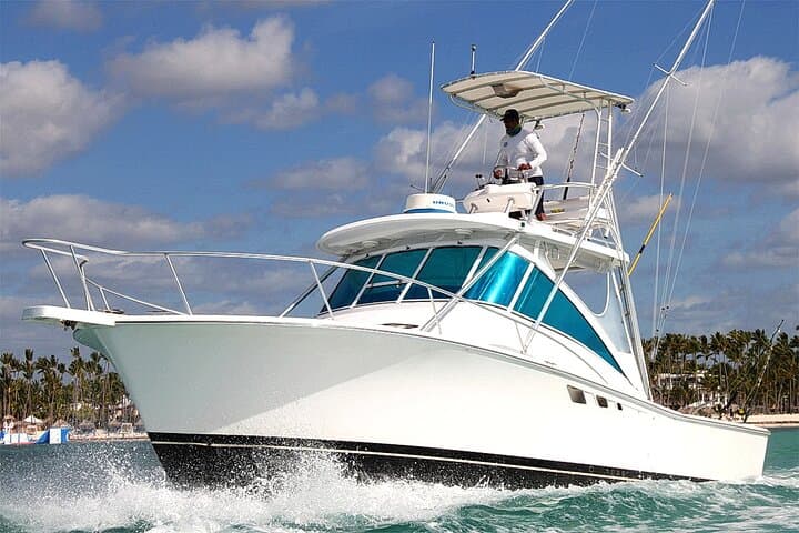 Private Fishing Charters СANA 32'