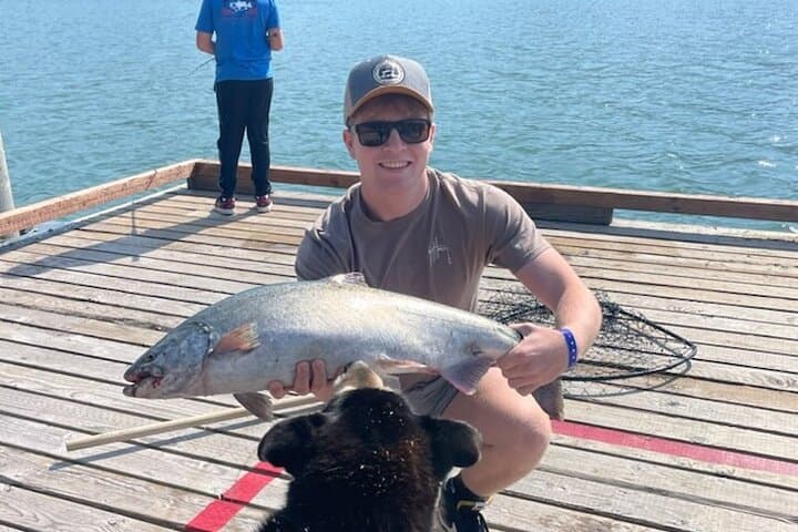 Juneau Shore Fishing for Alaskan Salmon 2