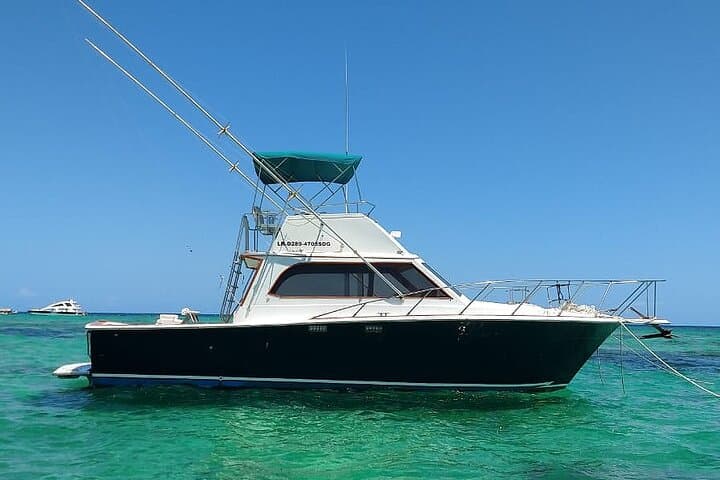FISHING PRO CHARTERS - Boat Excursion - Divina  2