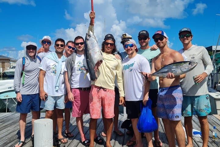 Private 6 Hour Fishing Charter in Nassau 5
