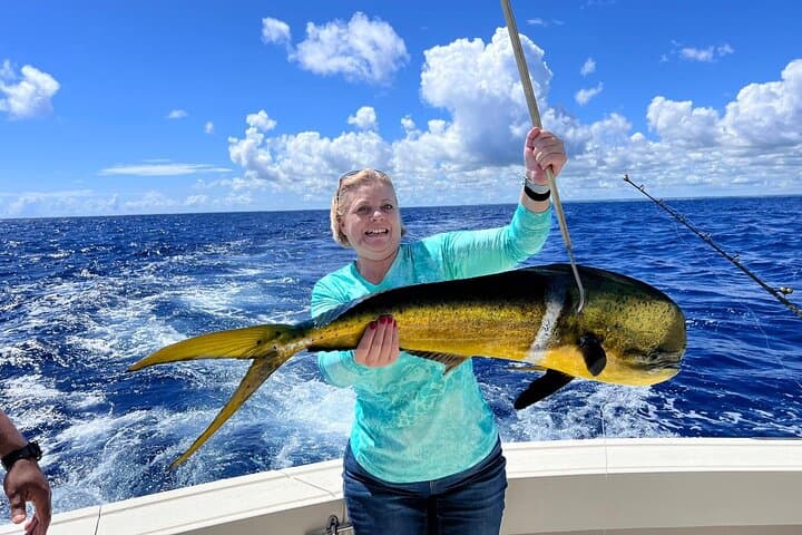  FISHING PRO CHARTERS - Boat Excursion – Mar-Quesa 3