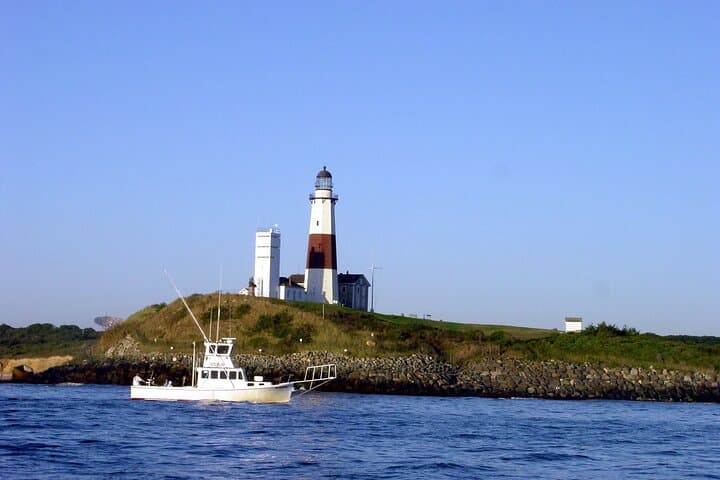 Private Helicopter Fishing Tour: New York to Montauk Adventure