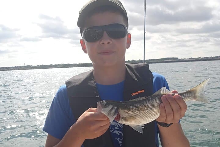 Coastal Sea Fishing Adventure: Explore, Catch, and Enjoy 4