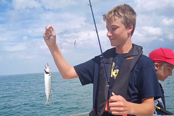 Coastal Sea Fishing Adventure: Explore, Catch, and Enjoy 5