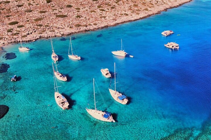 Full Day Private Luxury Escape Sailing 4