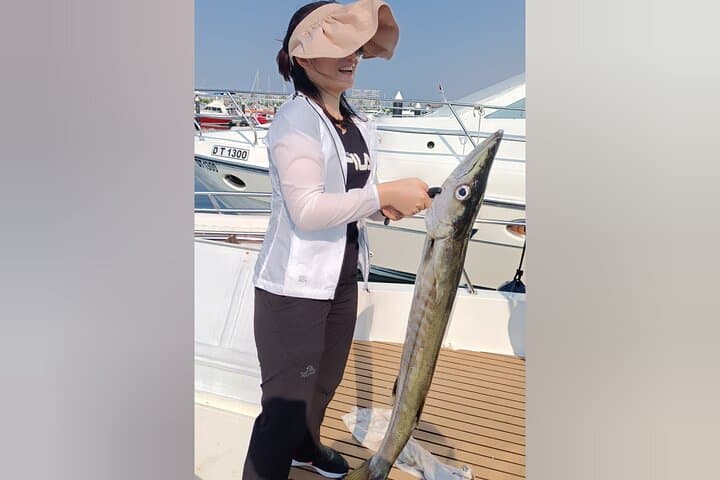 Dubai Deep Sea Fishing 4 hours + BBQ of Catch 4