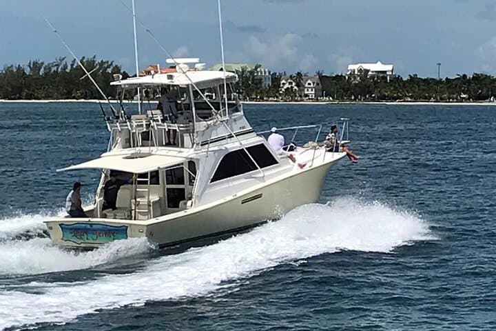 Private 46' Ocean Yacht Sportfishing in Nassau 3
