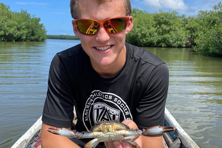 Cartagena Fishing & Crabbing • Unique Local Experience with Lunch 3