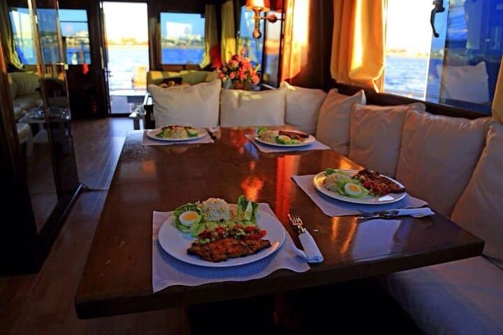 Half-Day Agadir Coastal Boat Trip with Lunch 3