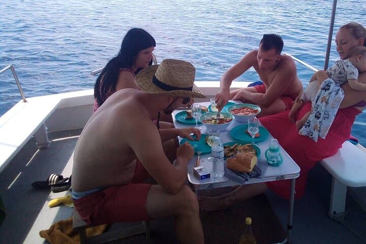 Semi Private and Private Daily Fishing Trip Athens 3