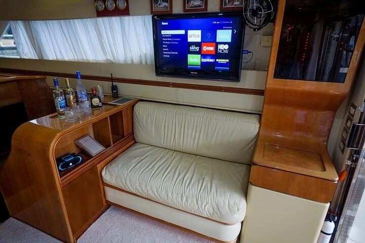 4 Hour - 47' Azimut, Tulum, Playa del Carmen, Riviera Maya 4