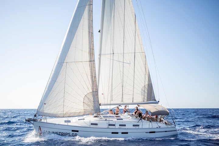 Private Luxury Sailing Trips to Dia Island 5