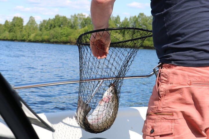 Private Guided Fishing Boat Tour in Rovaniemi