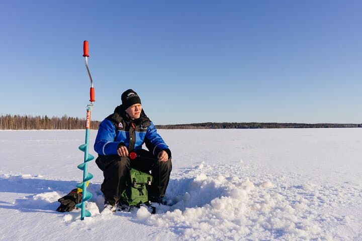 Ice Fishing Like a Finn, Apukka Adventures Rovaniemi 5