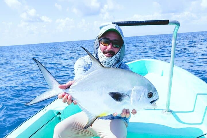Private Grand Slam Fishing Experience in Belize with Lunch 3