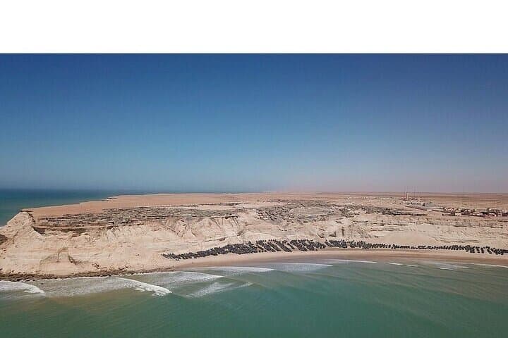 Surf Adventure in Fisherman Village Arich Pointbreak SurfSpot 3