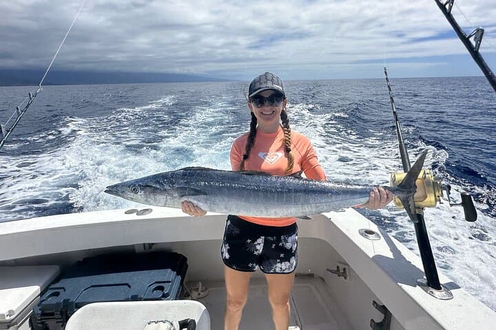 5 Hours Private Fishing Charter in Kailua-Kona 4
