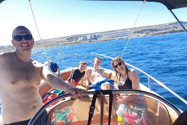 Family Private Boat Trip, Blue Lagoon, Malta, Comino & Gozo  4