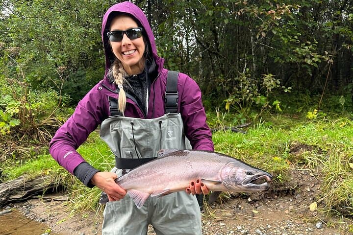 River Fishing and Bear Watching 3