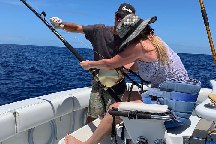 Private Deep Sea Fishing Charter in Honolulu 3
