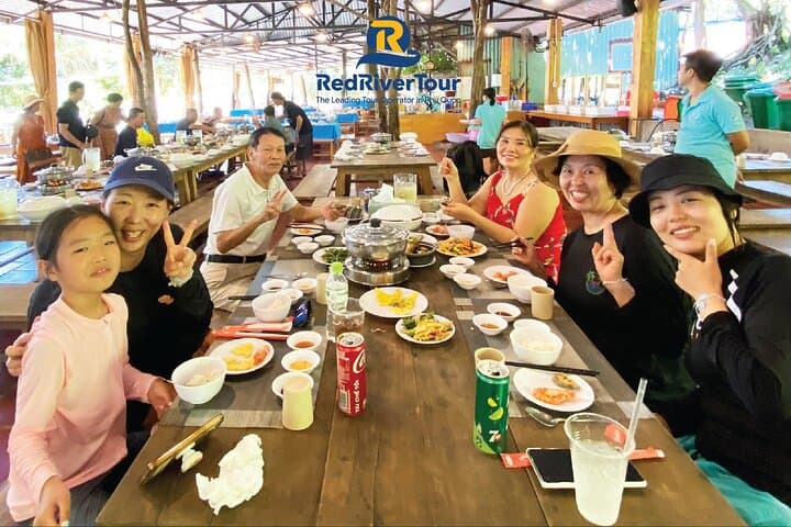 RED RIVER TOUR (Private tour): 4 ISLANDS TOUR BY SPEEDBOAT  5