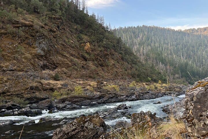 Whitewater Fishing and Rafting Experience in Rogue River 4