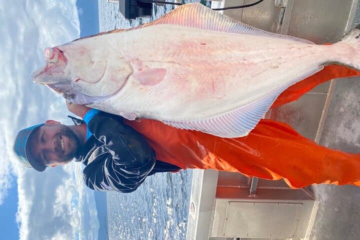 Private Ketchikan Halibut and Salmon Fishing Charter 3